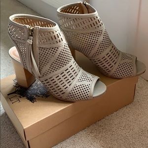 Lizard Thicket - Qupid - ankle shoes size 7